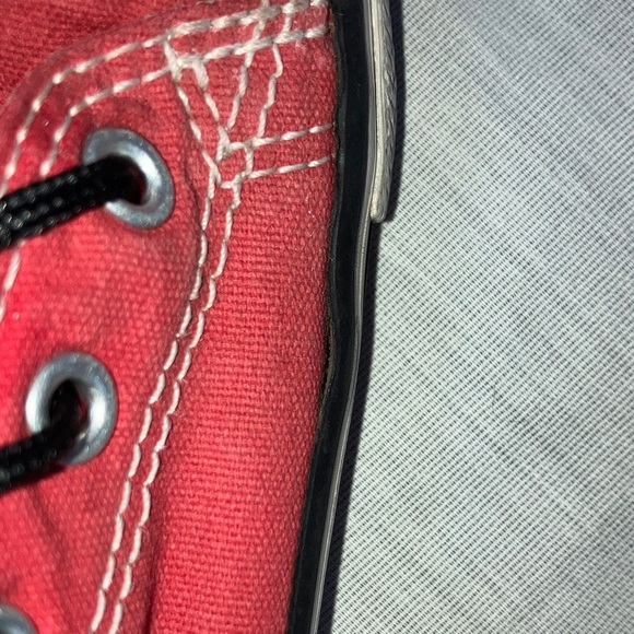 Converse toddler size 9 Kids Red Canvas Chuck Taylor All-stars Sneakers - Picture 9 of 16